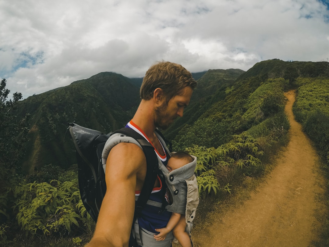 Photo Baby hiking